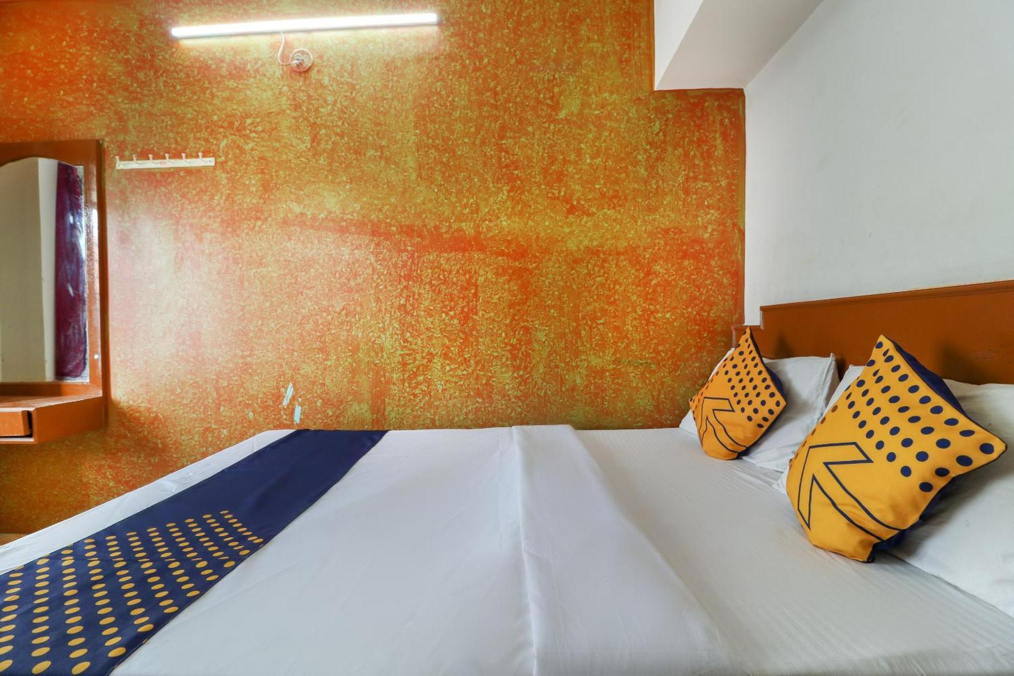 Hotel Spot On Balaji Residency Near Yeshwantupur Railway Station