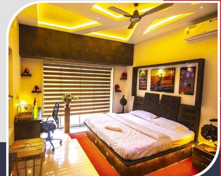 Hotel The Royal Moon 4*
