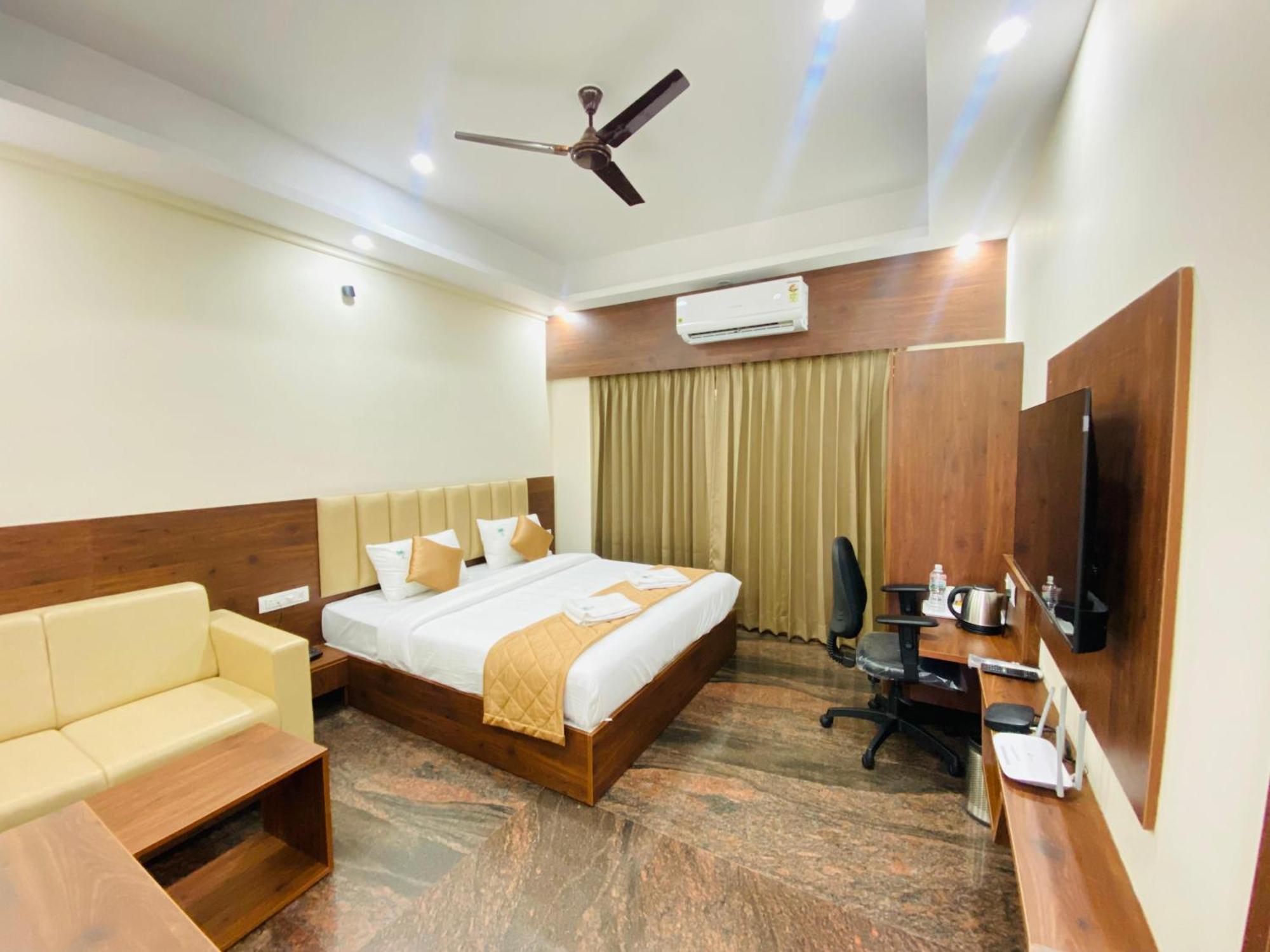 Hotel Sahara Tree 3*