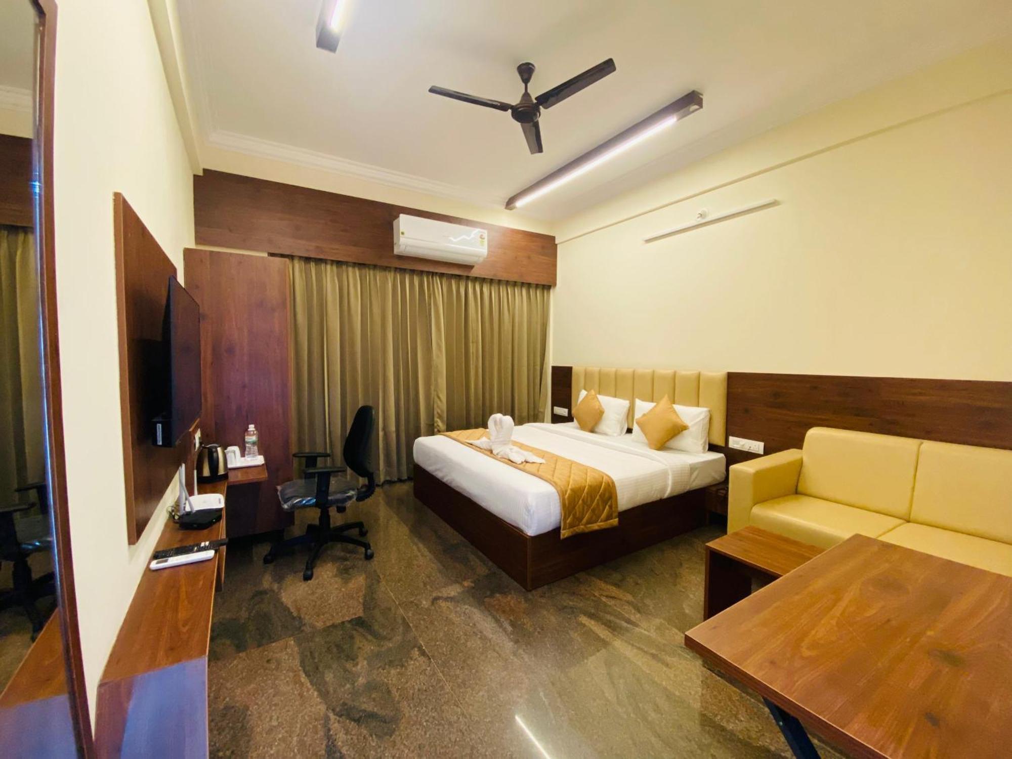 Hotel Sahara Tree 3*