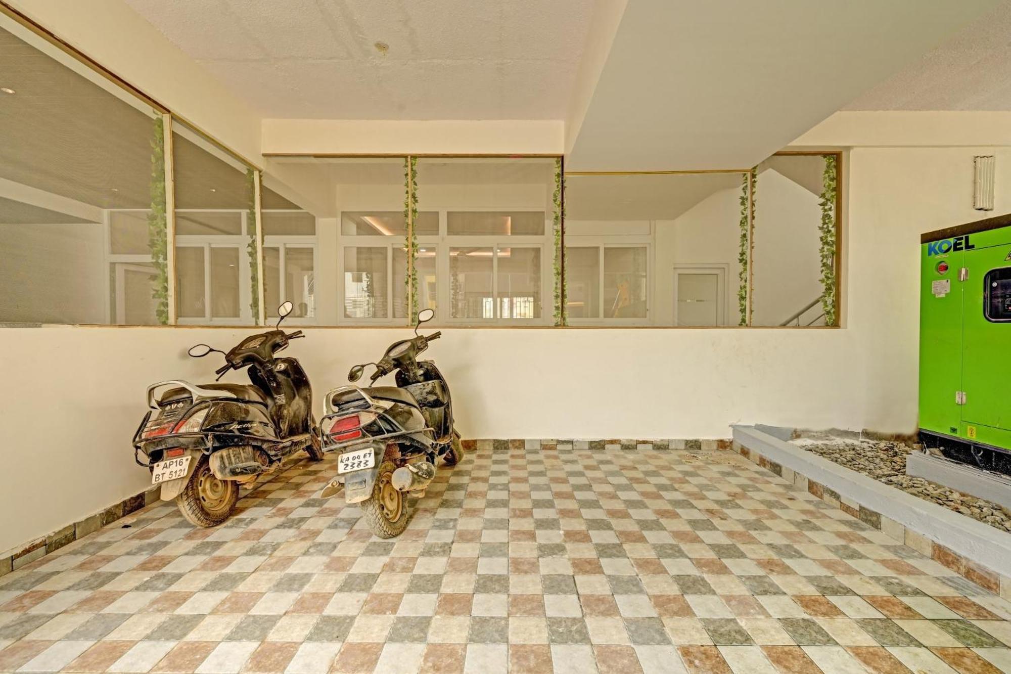O Manyata Stay-in Hotel 3*