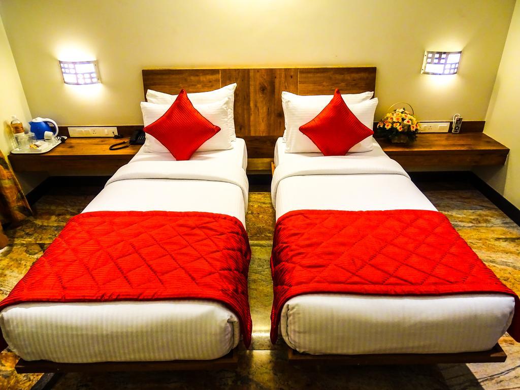 Hotel Cartier Biznotel