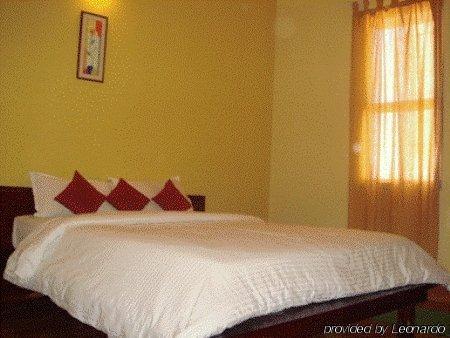 Transit Living Hotel 2*