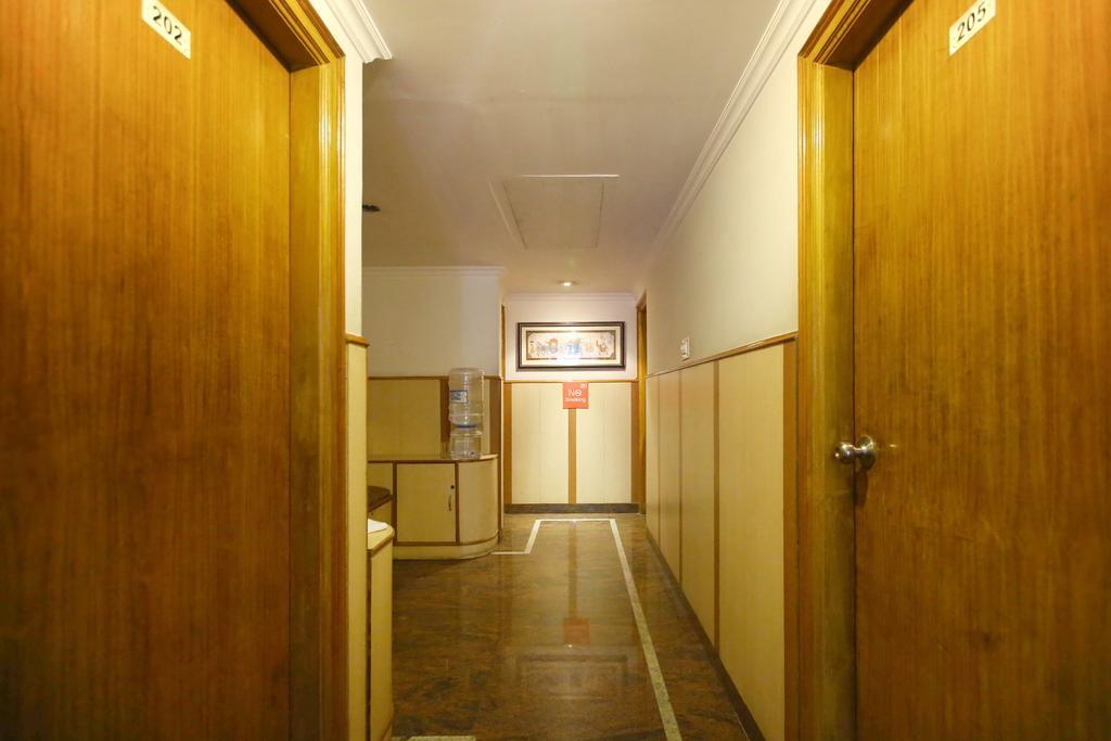 Zo Rajajinagar 5th Block 2* Bangalore