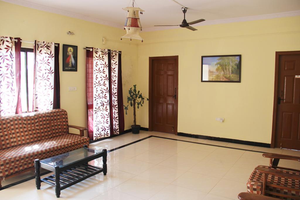 Guest house Honeydew Habitat