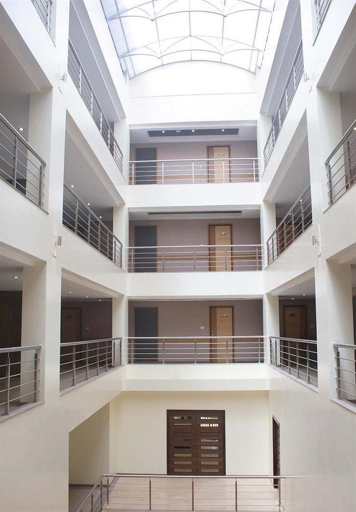 Hotel Crn Canary Bangalore