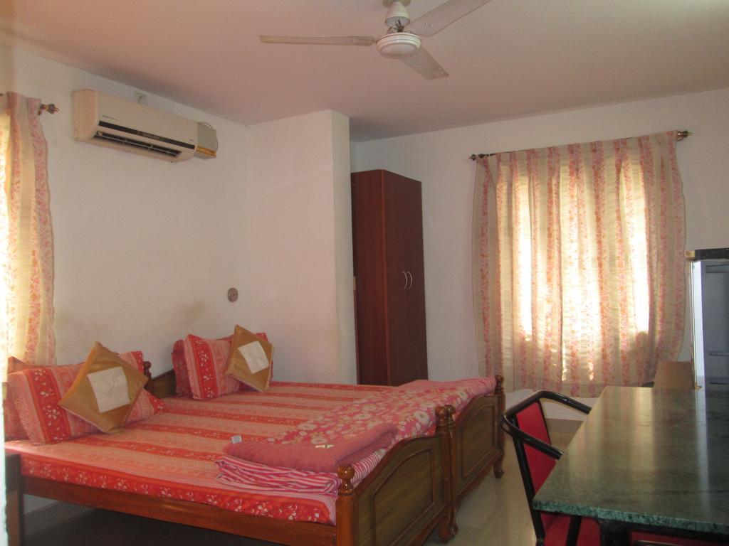El-shaddai Homes Guest house *