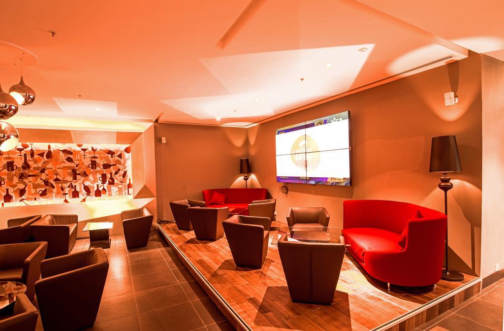 Howard Johnson By Wyndham, Hebbal, 4* Bangalore