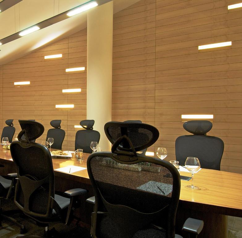 Vivanta Bengaluru, Whitefield 5* Bangalore
