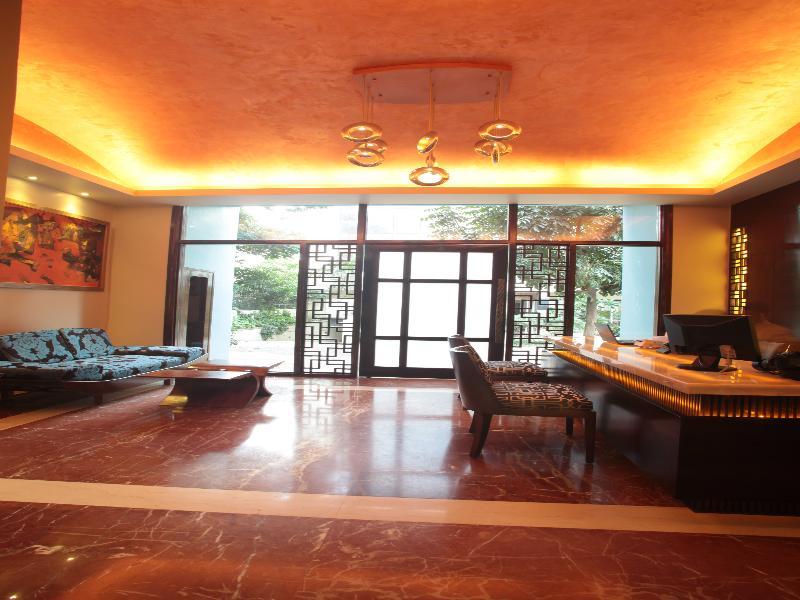 Justa Mg Road Hotel 4*