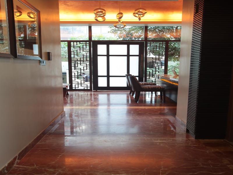 Justa Mg Road Hotel