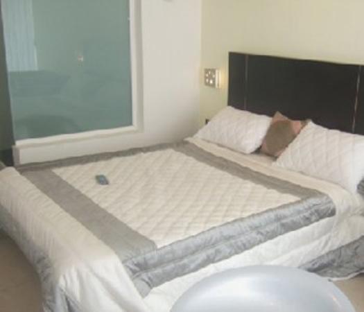 Hotel T.a.p. Gold Crest Bangalore