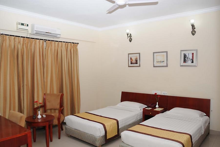 Hotel Ivory