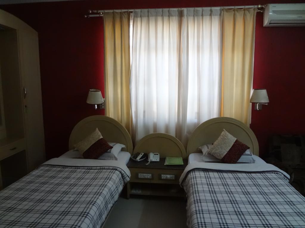 Guest house Compact - Stately Homes Bangalore