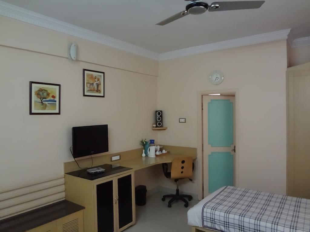 Guest house Compact - Stately Homes Bangalore