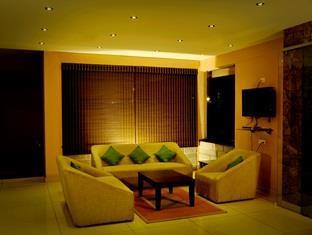 Hotel Eden Suites 3*