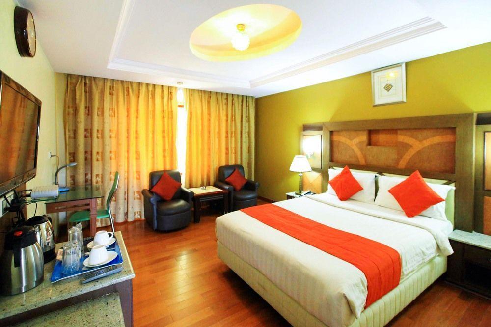 Hotel Zo Rajaji Nagar Mantri Square Bangalore