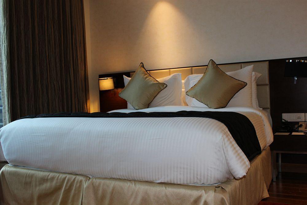 Hotel Howard Johnson By Wyndham, Hebbal, 4*