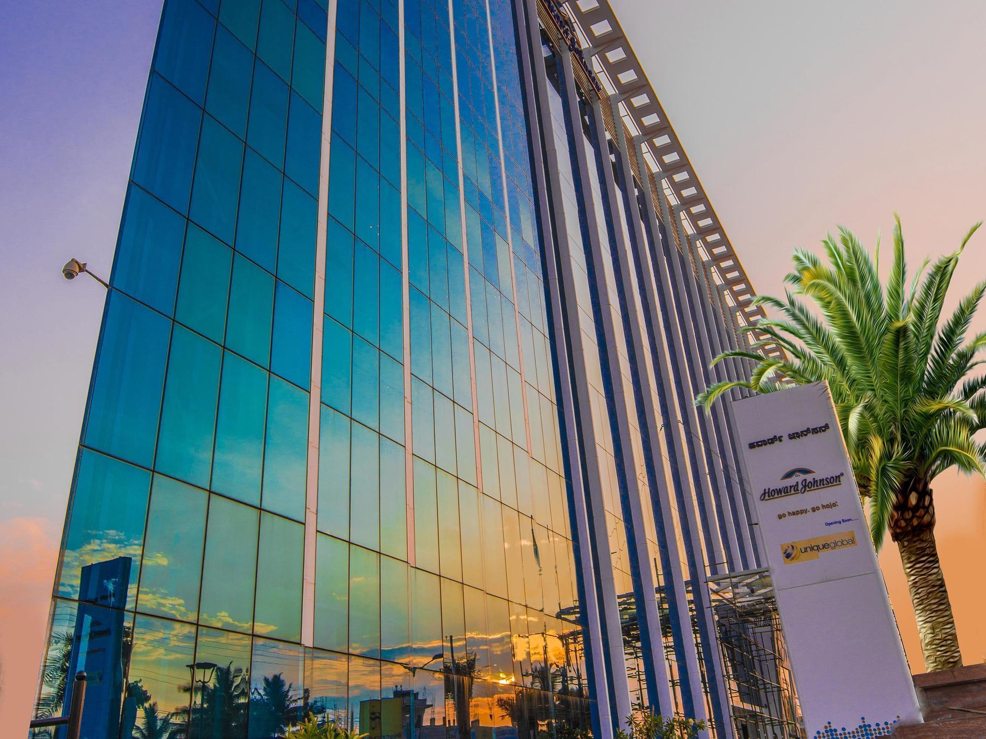 Hotel Howard Johnson By Wyndham, Hebbal,