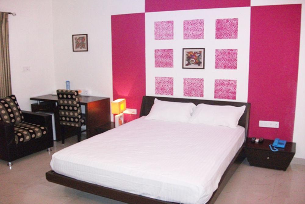 Hotel Oyo 24481 Serenity 3*