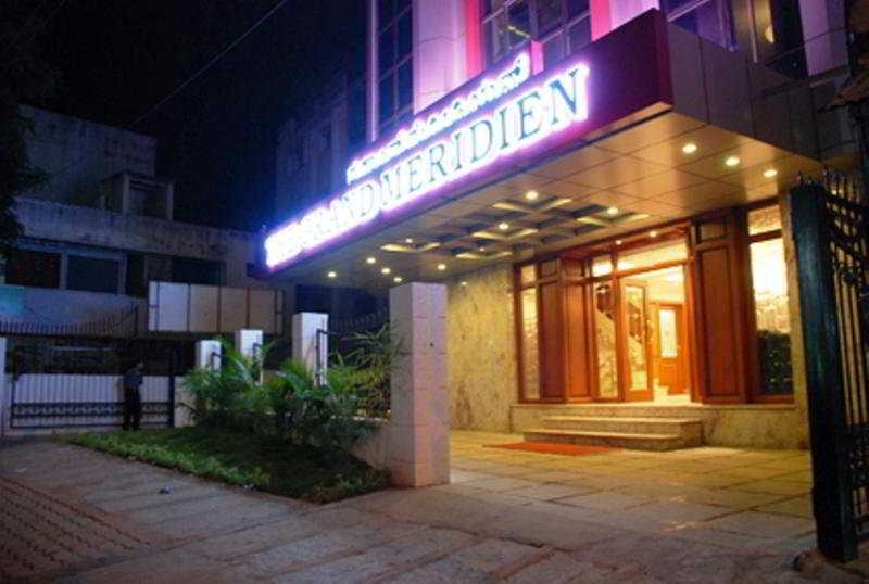 The Grand Meridien Hotel 3*