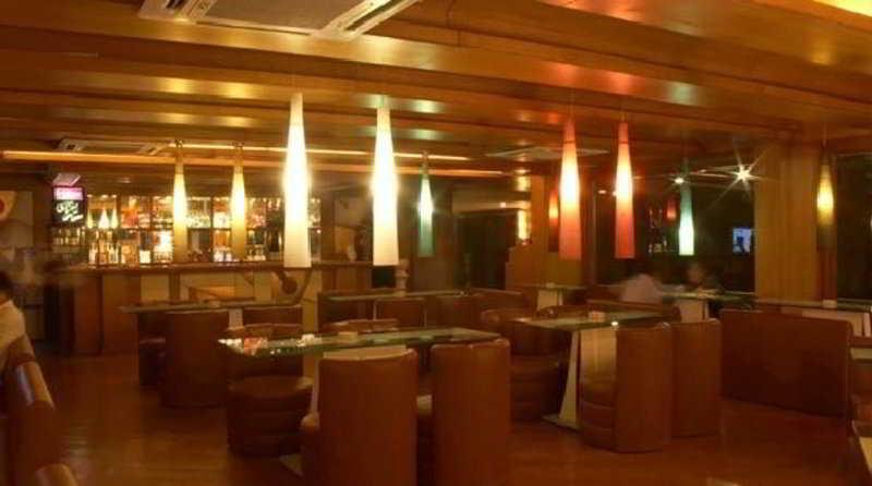 Hotel The Shelton Grand Bangalore