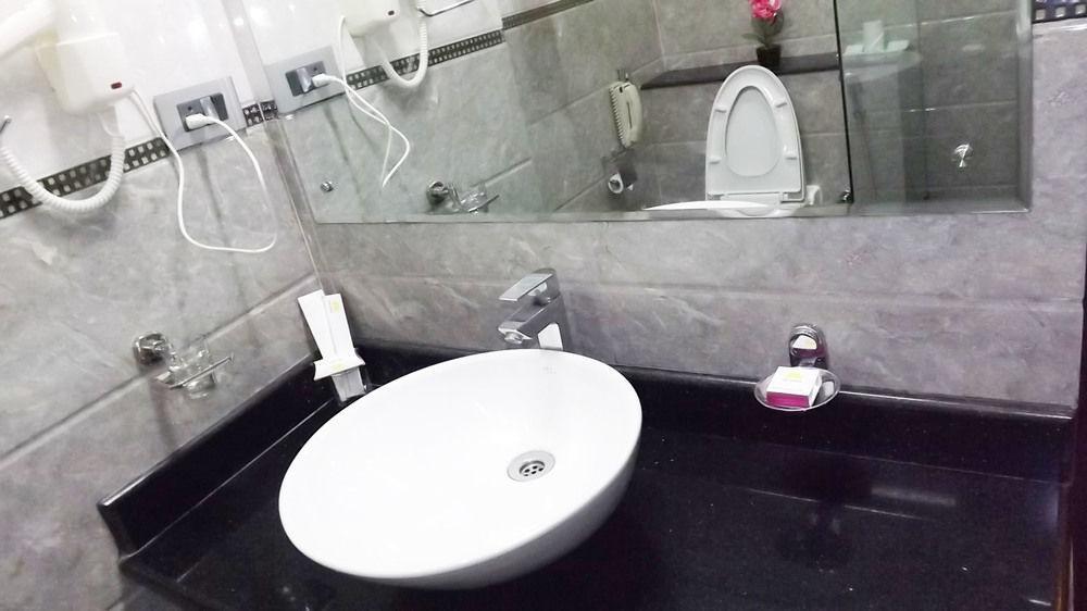 Sahar Pavillion Hotel
