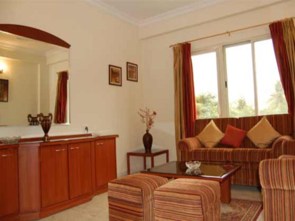 Citadel Apartment *