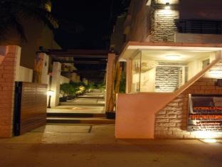 Treebo Trend Sterling Hotel 3*