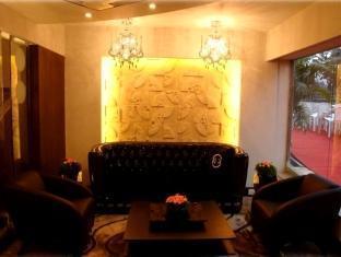 Hotel Lords Plaza Bangalore