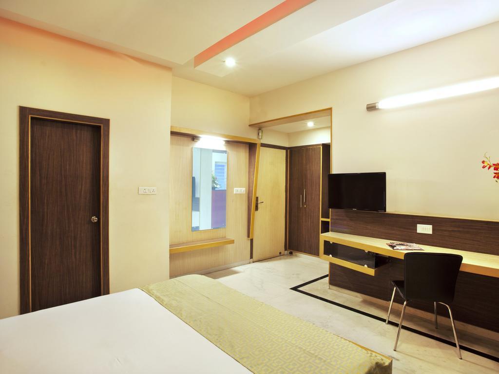 Hotel Panchvati Comforts Bangalore