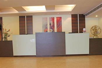 Hotel Ashraya International 3*