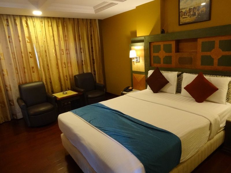 Hotel Golden Metro 3*