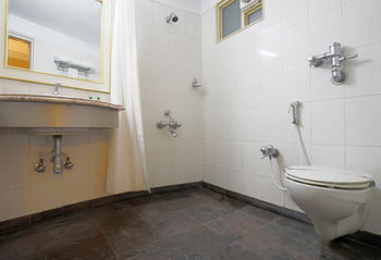 Hotel Fabhotel Grand Continent Jp Nagar Bangalore