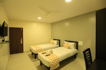 Hotel Oyo 10518 Kushi Comforts 3*