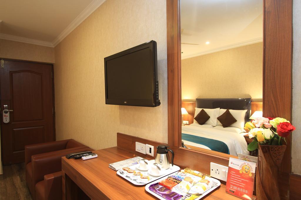 Noor Empire International Kormangala Hotel 3*