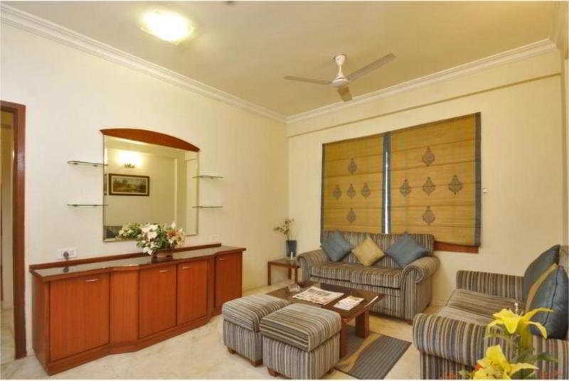 Citadel Apartment *