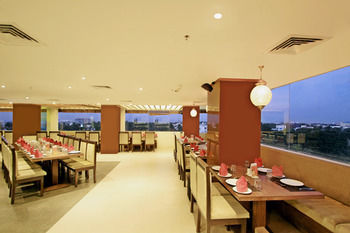 Treebo Select Jagadish Hotel