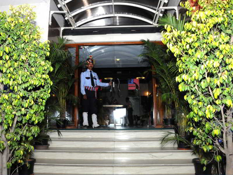 Upar Indiranagar Hotel