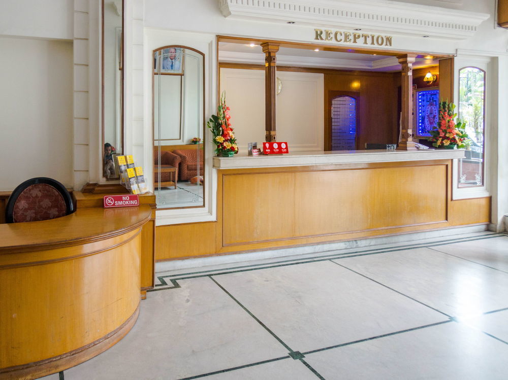 Oyo Premium Residency Road Bangalore