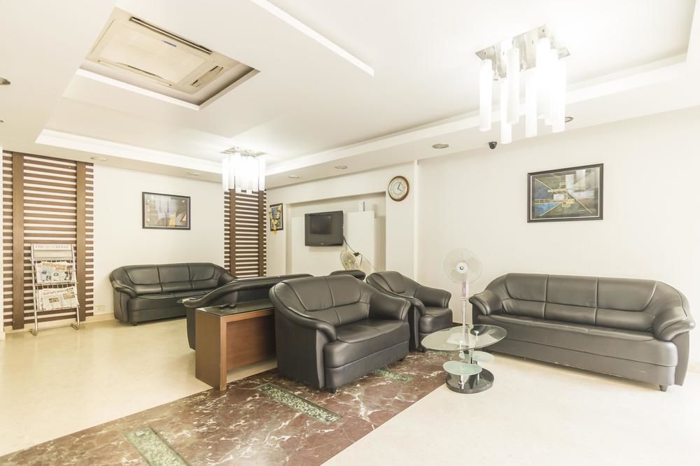 Oyo Majestic Gandhinagar 2