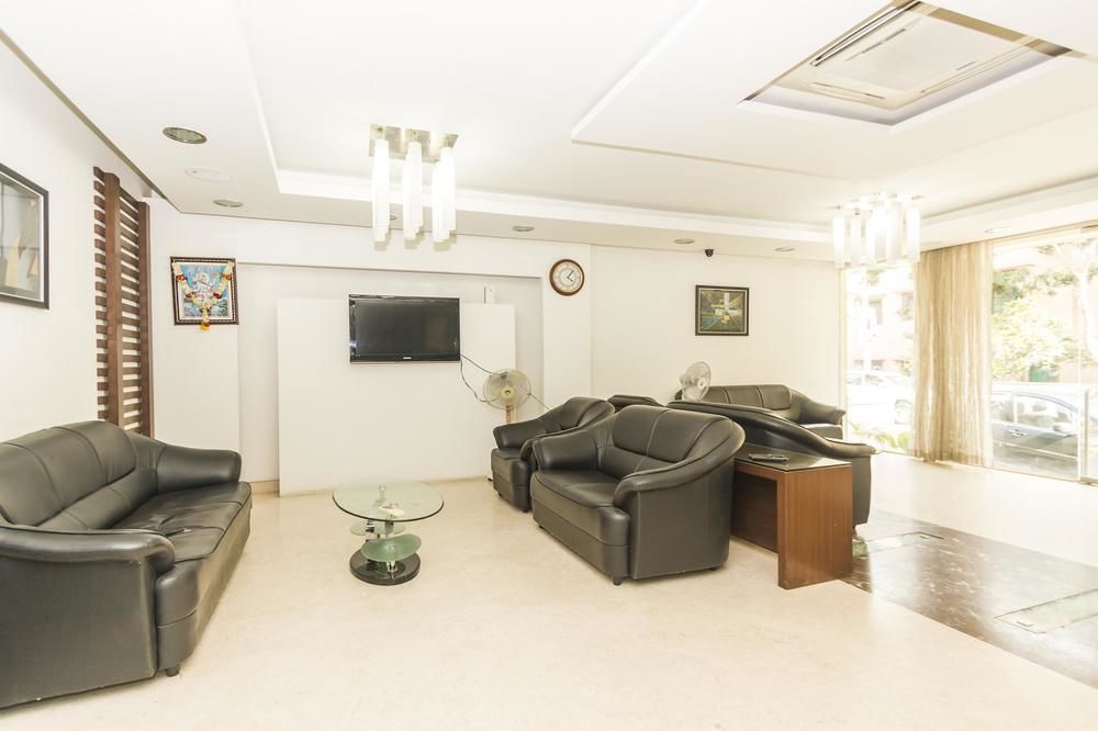 Oyo Majestic Gandhinagar 2 Hotel 3*
