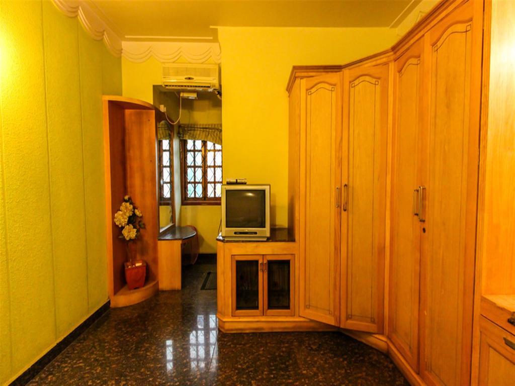 Hotel Pleasant Boulevard Bangalore