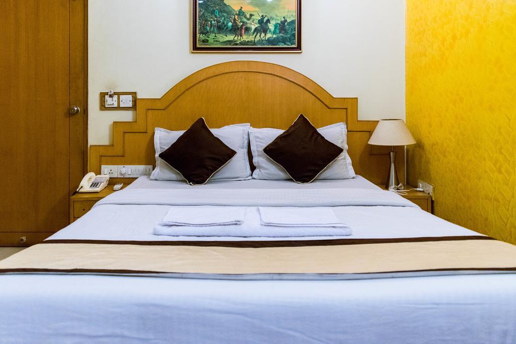 Oyo 739 Hotel Terminus The Residency Bangalore