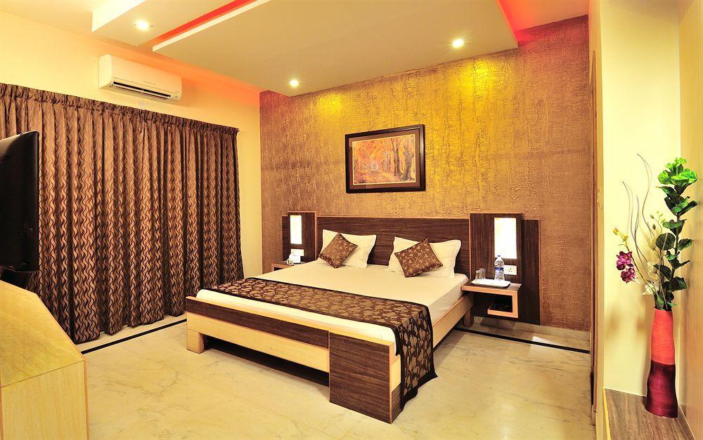 Panchvati Comforts Hotel