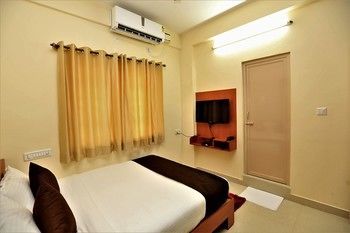 Hotel Fabexpress Wagtail Bangalore