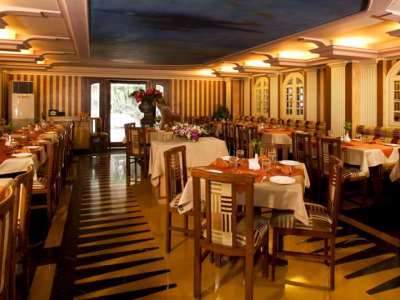 Hotel Pai Viceroy