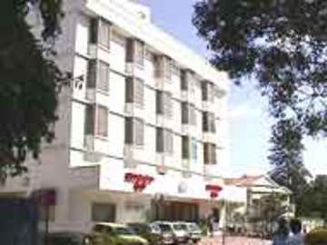 Hotel Museum 3*