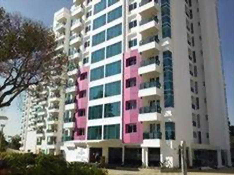 Hotel Royal Orchid Whitefield 4*