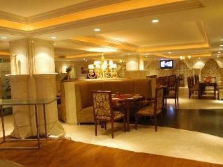 S Hotel